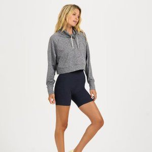 Vuori Halo Crop Funnel Neck